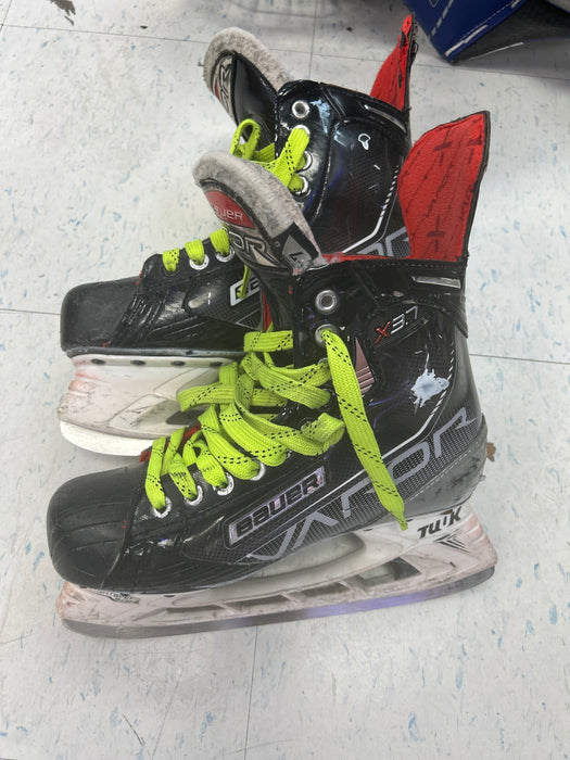 Used Bauer Vapor X3.7 Senior Player Skates