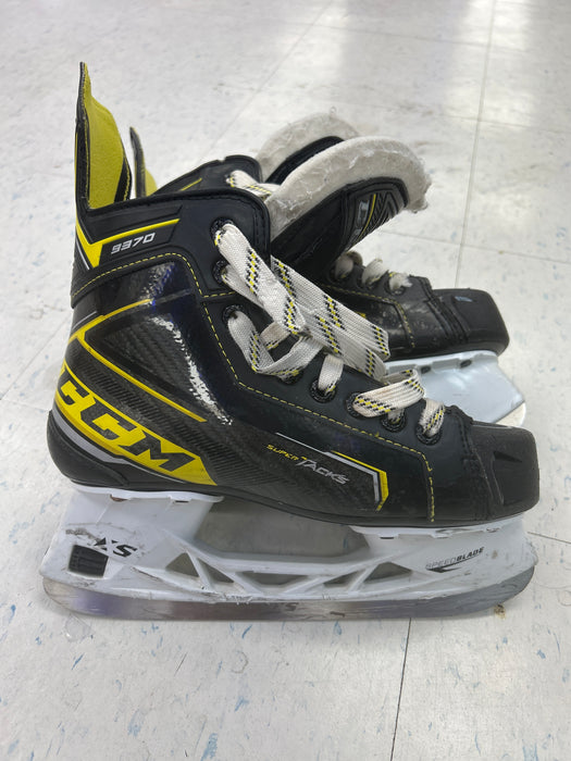 Used CCM SuperTacks 9370 Junior Player Skates