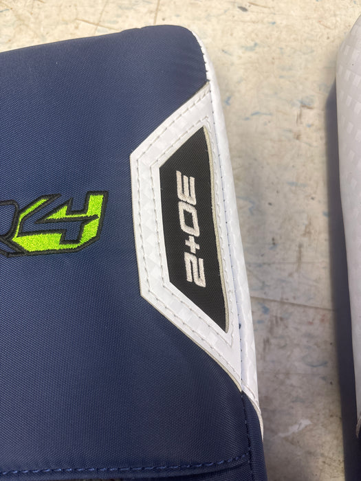Demo Vaughn SRL4 Goalie Leg Pads Size Intermediate 30+2