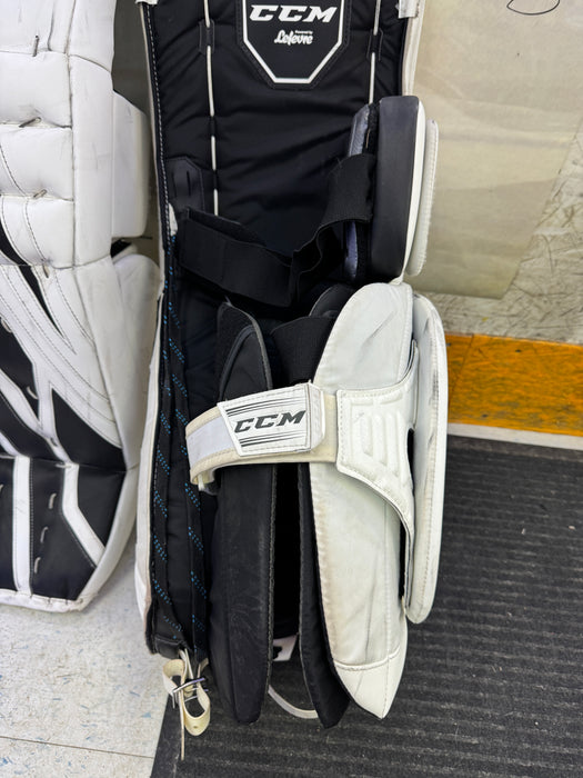 Used CM EFLEX E4.9 34”+1” Leg Pads