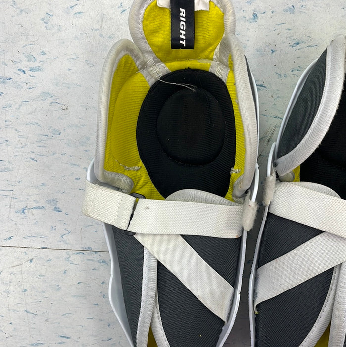 Used Bauer Supreme S170 9” Shin Guards