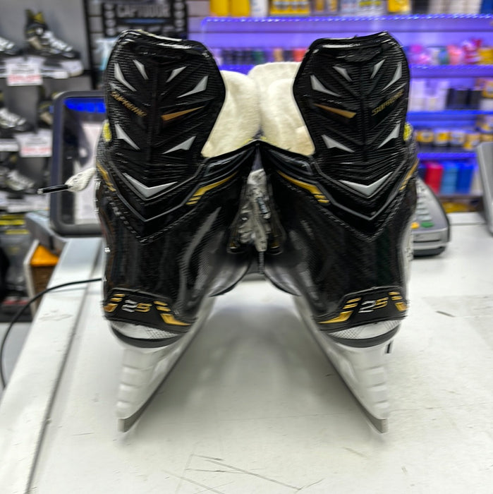 Used Bauer Supreme 2S 13.5 Youth Skates
