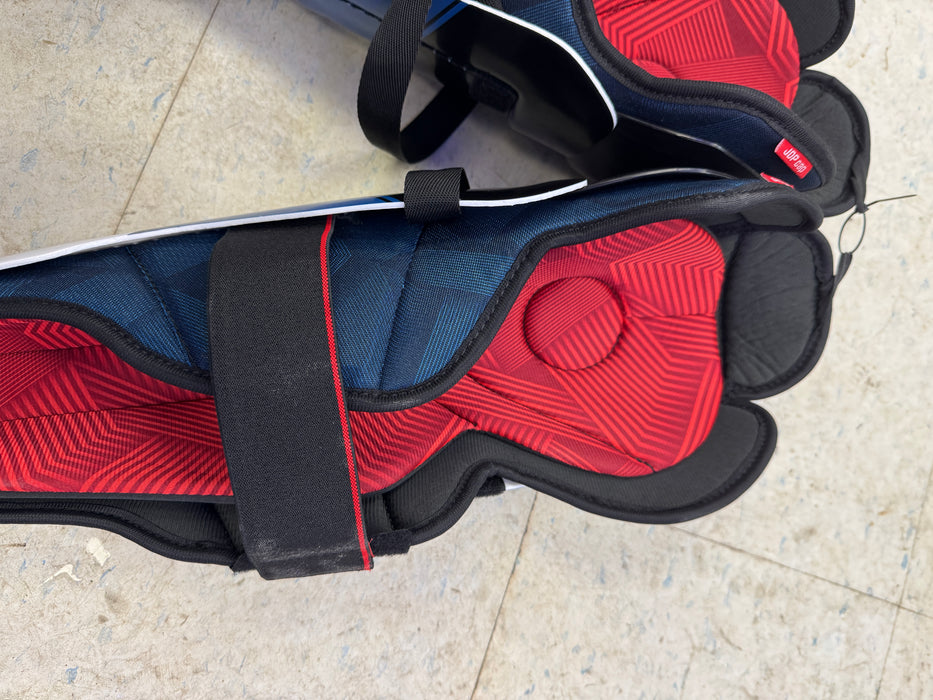 Next Guards Demo CCM NEXT Shin Guards Senior 16