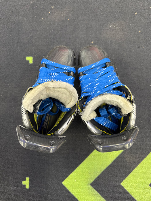 Used Bauer Supreme M5Pro 4.5 Fit 2 Player Skates