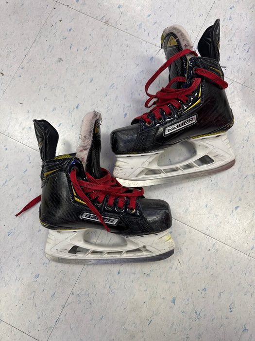 Used Bauer Supreme 2S 2D Player Skates