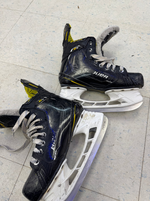 Used Bauer Supreme M4 Skates 4.0D
