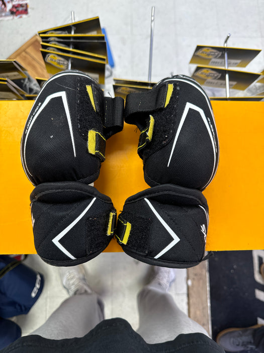 Used CCM Tacks Ultra 2.0 Junior Medium Elbows