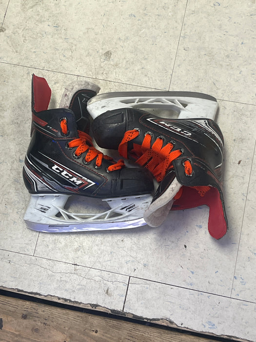 Used CCM JetSpeed FT480 Size 11 Youth Skates