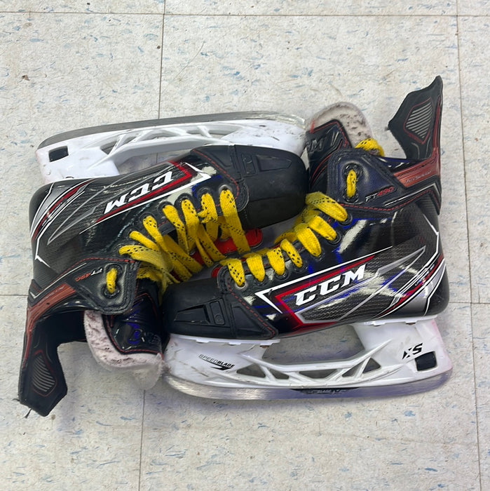 Used CCM JetSpeed FT490 Size 4 Player Skates