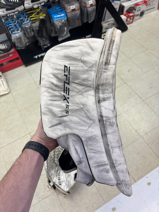 Used CCM EFlex 5.5 Senior Full Right Catcher and Blocker Set