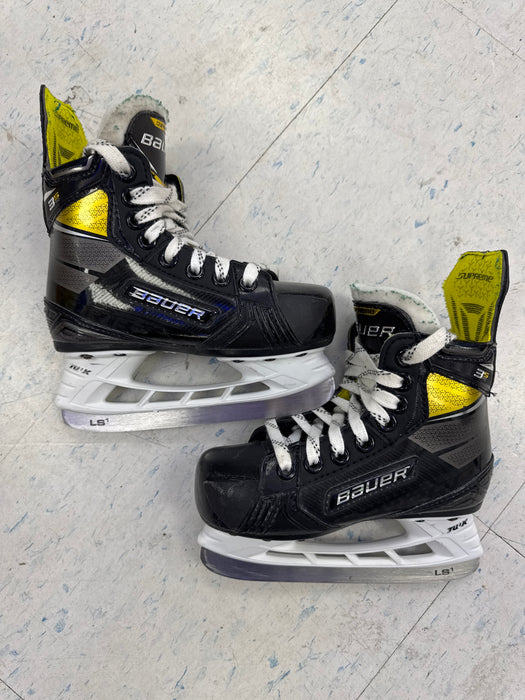Used Bauer Supreme 3S Pro 10.5Y Player Skates