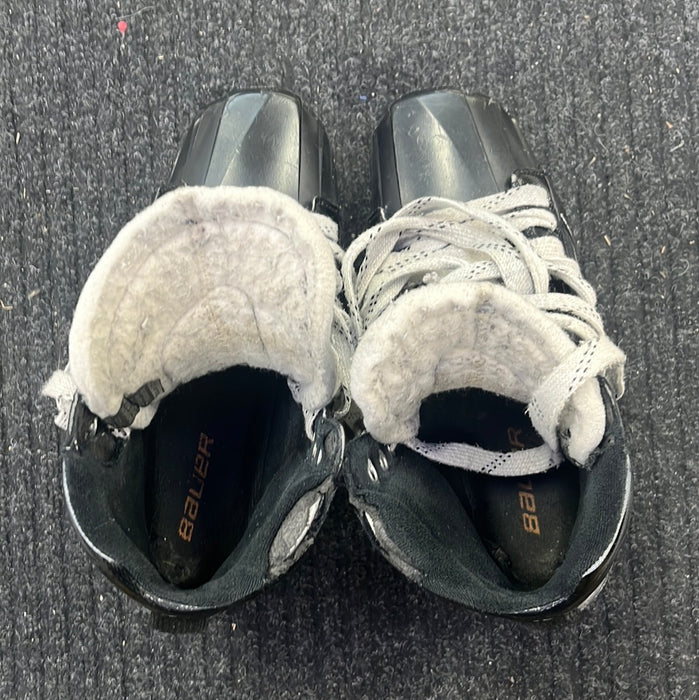 Used Bauer Supreme s170 Size 6EE Goal Skates