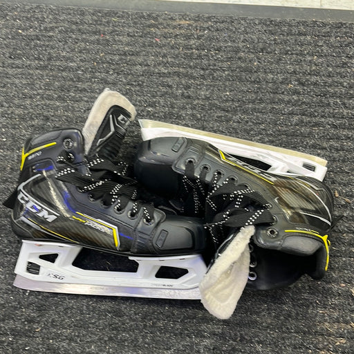 Used CCM SuperTacks 9370 Size 4.5 Goal Skates