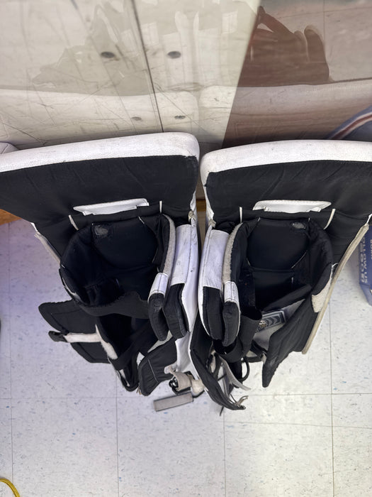 Used Brian’s Net2Zero 29+1” Goalie Leg Pads