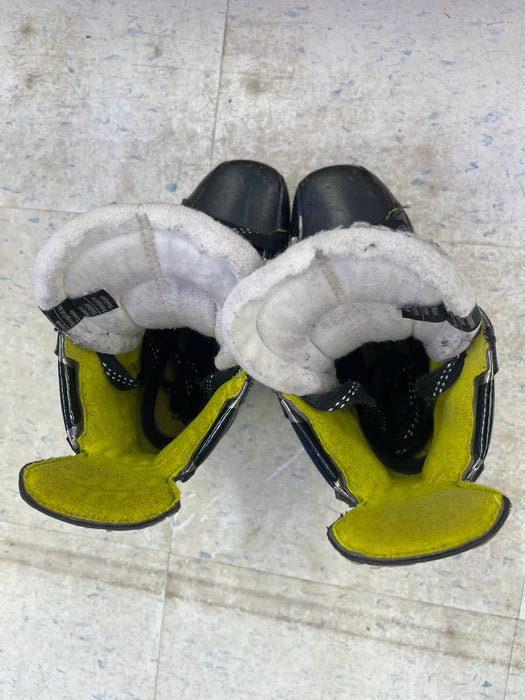 Used Bauer Supreme 3S Size 1 Skates