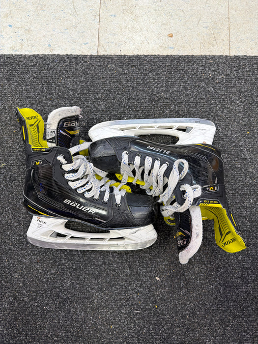 Used Bauer Supreme M4 Size 5.5 Fit 1 Skates