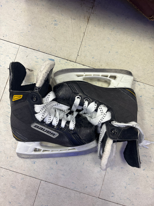Used Bauer Pro Size 10.0 Youth Skates