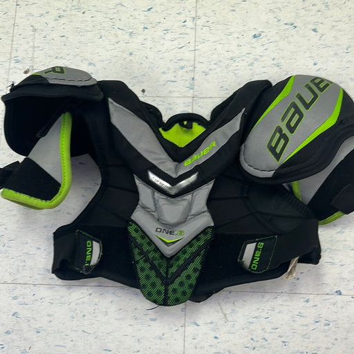 Used Bauer Supreme One.6 Junior Small Shoulder Pads