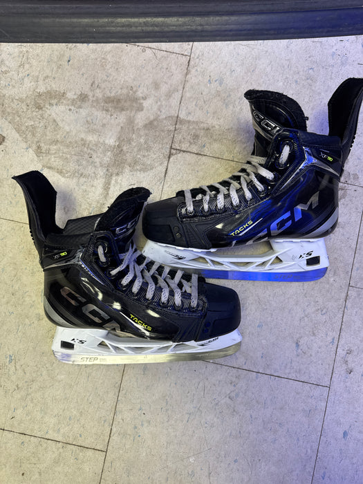 Used CCM Tacks XF90 5.5D Player Skates