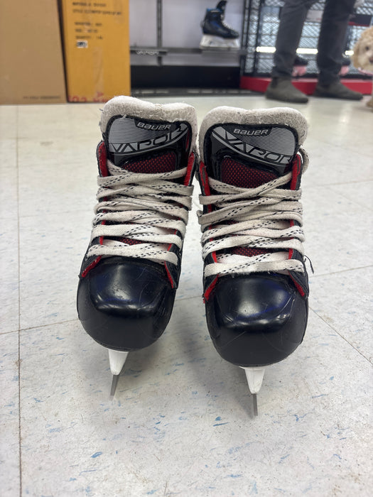 Used Goalie Skate Bauer Vapor X 2.7 Size Youth 10
