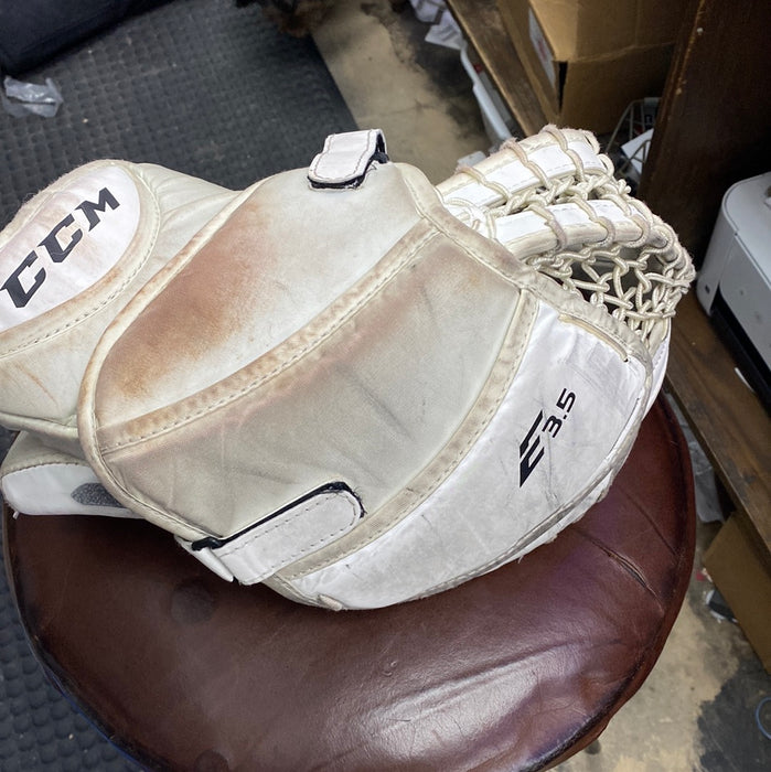Used CCM E3.5 Full Right Junior Catcher