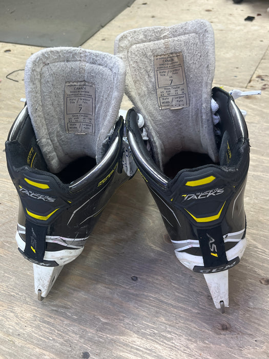 Used CCM SuperTacks AS1 Size 7 Goal Skates