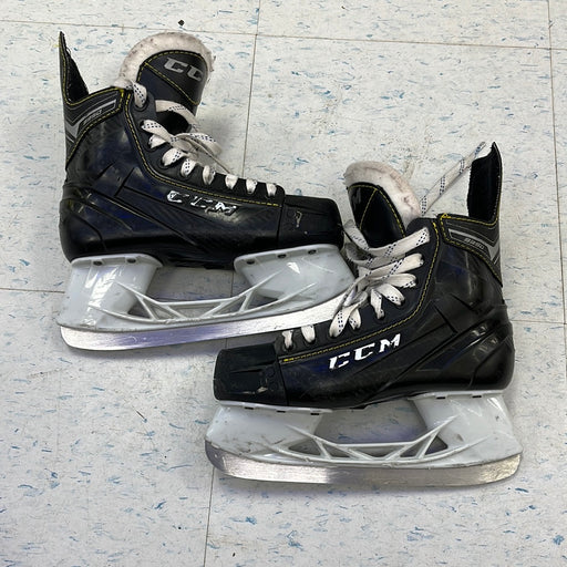 Used CCM Tacks 9350 4D Player Skates