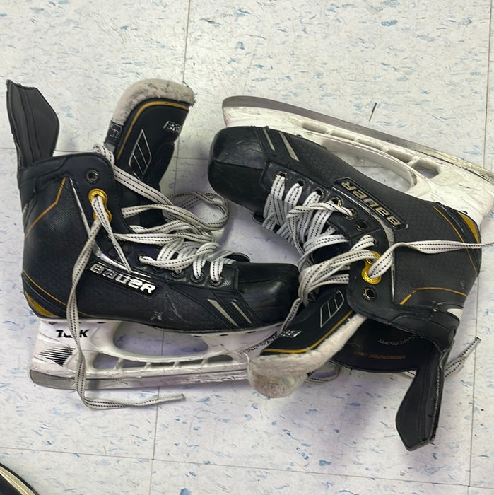 Used Bauer Supreme One Matrix Size 6 Player Skates