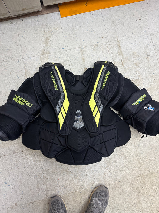 Used Vaughn VE8 Pro Carbon Senior Small Chest Protector