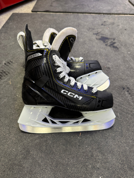 Used CCM AS550 Skates 3.0D