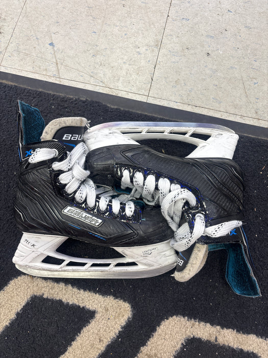 Used Bauer XLP Size 4.0 Skates