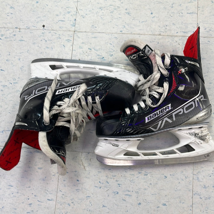 Used Bauer Vapor X3.7 Size 5 Player Skates