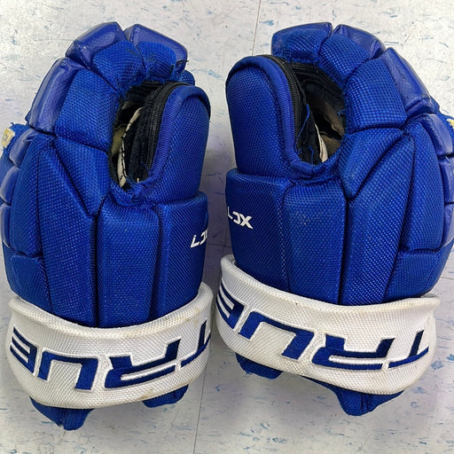 Used True XC7 15” Gloves