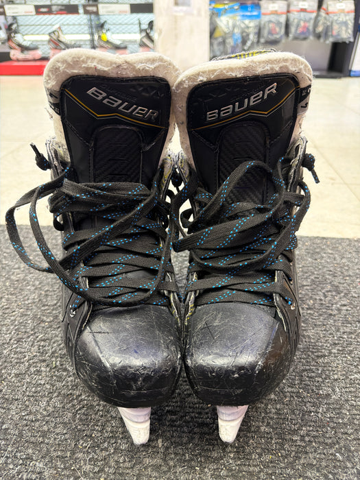 Used Bauer Supreme M40 Size 4.0 Fit 2 Skates