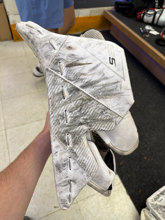Used Bauer Supreme S29 Intermediate Catcher and Blocker Set
