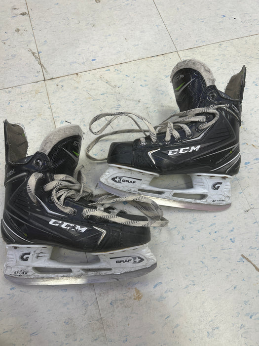 Used CCM RibCore 68K Junior Player Skates