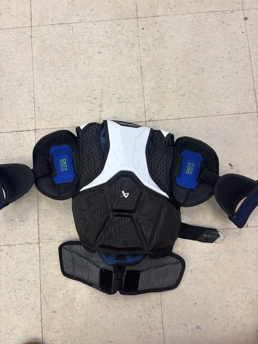 Used Bauer Flylite junior Small Sholder Pads