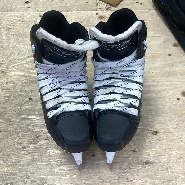 Used CCM SuperTacks 9370 Size 7 Goal Skates