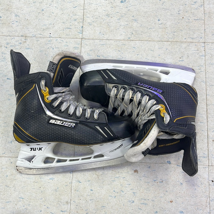 Used Bauer Supreme One.8 Size 5.5 Player Skates