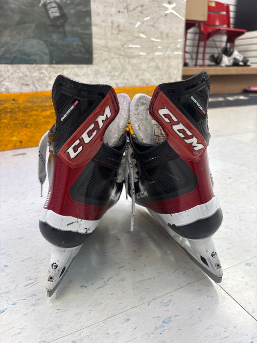 Used CCM JetSpeed FT4 Size 3.0 Regular Skates