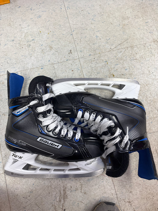 Used Bauer Nexus N2700 Size 7.0EE Skates