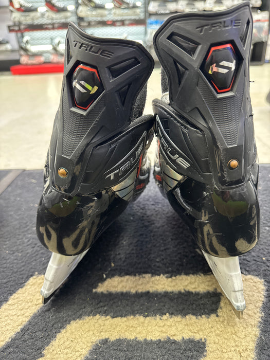 Used True Hzrdus 5X 4 Wide Player Skates