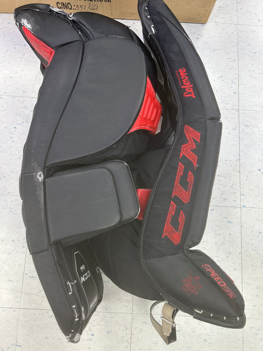 Used CCM EFlex 4.9 Intermediate Goal Pads