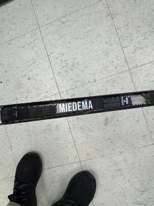 PRO STOCK Bauer TWITCH (ProtoR Build) 'MIEDEMA' Senior Stick