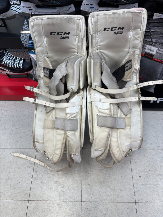 Used CCM Extreme Flex III Senior 33"+1" Leg Pads