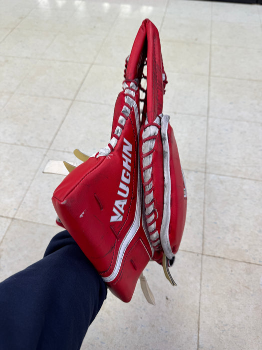 Used Pro Stock Vaughn V10 Pro Carbon Senior Red Catcher