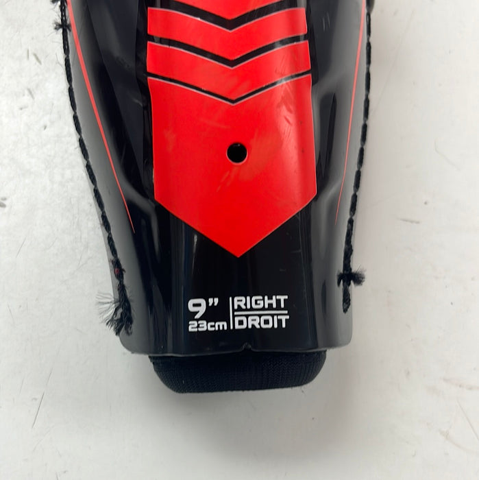 Used Bauer Lil Sport 9” Youth Shin Pads