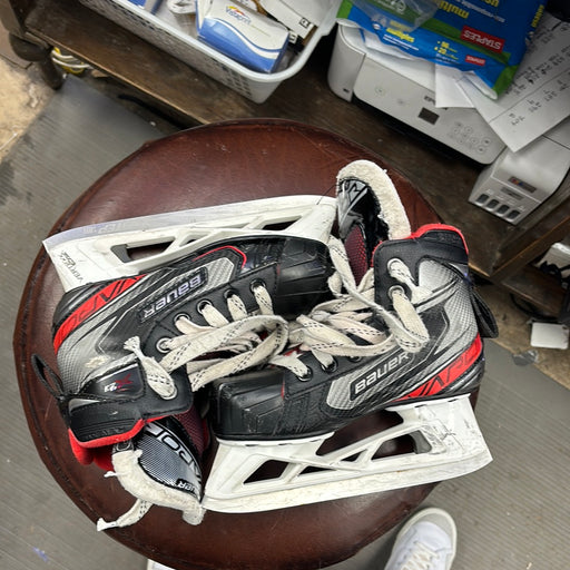 Used Bauer Vapor x2.7 Size 1.0 Junior Goal Skates