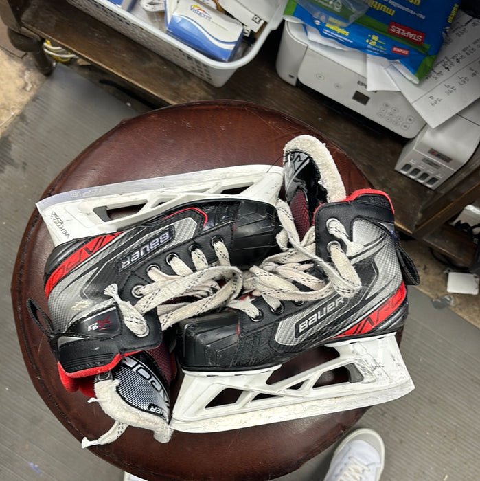 Used Bauer Vapor x2.7 Size 1.0 Junior Goal Skates