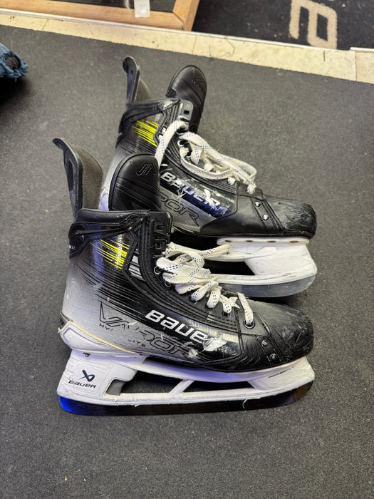 Used Pro Stock Bauer Hyperlite2 Skates 7.5D